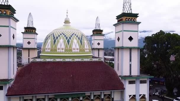 Utsikt Över Islamiska Moskéer Asien Samt Städer Och Berg Med — Stockvideo