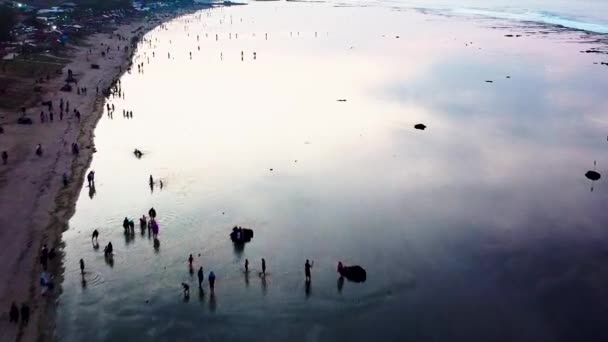 Hermosa Vista Del Mar Asiano Alam Drone Video — Vídeos de Stock