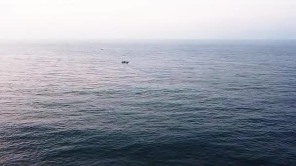 Hermosa Vista Del Mar Asiano Alam Drone Video — Vídeo de stock
