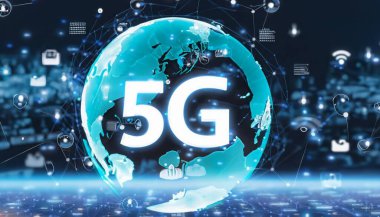 Şehir planında 5G ağ hologramı.