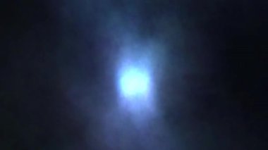 İletiniz veya resminiz için boşluk içeren koyu arkaplan.