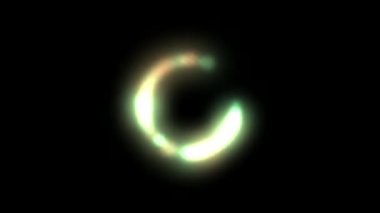 Siyah arkaplanda ışık merceği.