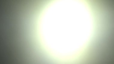 Soyut arkaplan. açık renkli arkaplanda ışık ve rengin pürüzsüz ışık arkaplanı.