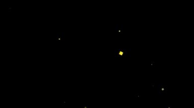 Bu video, bulutların olmadığı açık bir günü işaret eden, aynı şekilde canlı, derin, mavi bir gökyüzünü gösteriyor.