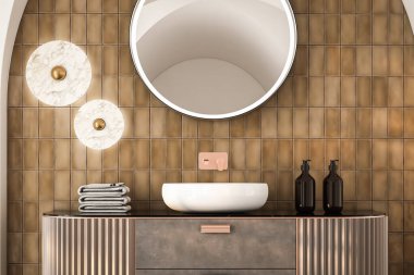 Sabun makineleri, havlular, siyah çerçeveli aynalar, duvar ışıkları ve seramik fayanslarla modern banyo düzeneği. Ürünlerinizi şık ve modern bir ortamda sergilemek için ideal. 3d oluşturma