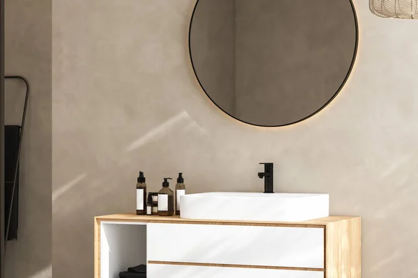 Lavaboyu Kapat Oval Ayna Bej Duvarda Duruyor Minimalist Banyoda Siyah — Stok fotoğraf
