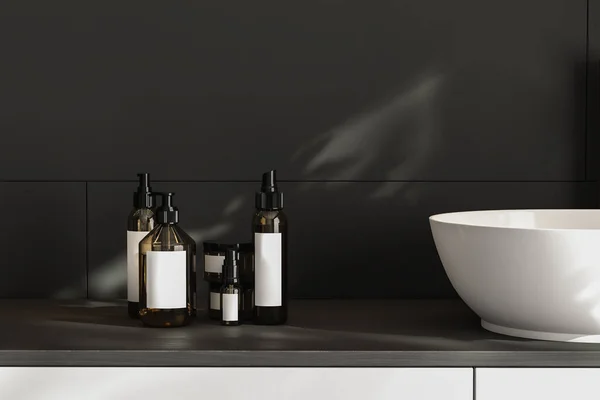现实的3D渲染背景 一个现代的白色虚荣单元在浴室与圆形陶瓷洗脸盆的黑色台面 产品展示背景 — 图库照片