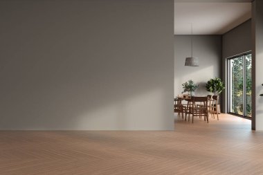 Penceresi ve saksı bitkisi olan büyük boş bir oda. Oda boş ve boş. Mobilya ya da dekorasyon yok.