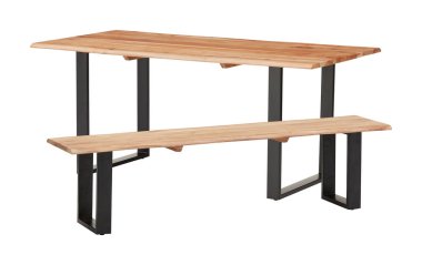 Metal bacaklı, uzun tahta bir sandalye. Pek çok insan için oturabilir. İzole bir arka plan.