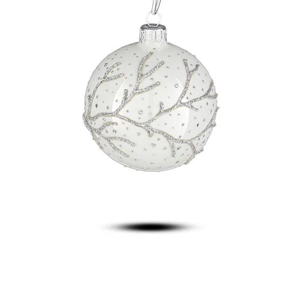 Vánoční Míč Sněhové Koule Zdobí Vánoční Strom Izolované Bílém Pozadí — Stock fotografie