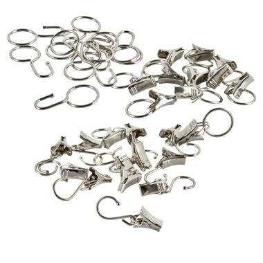 Metal vidalar ve kıskaçlar kırpma yolu ile beyaz arkaplanda izole