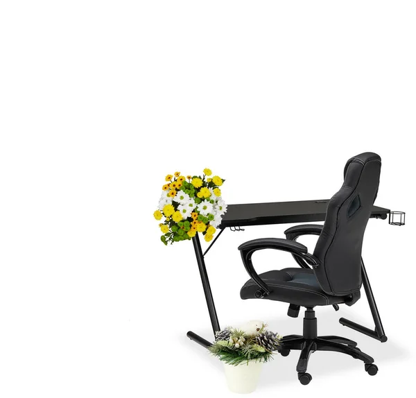 Cadeira Mesa Escritório Mesa Escritório Com Buquê Bonito Vaso Flores — Fotografia de Stock