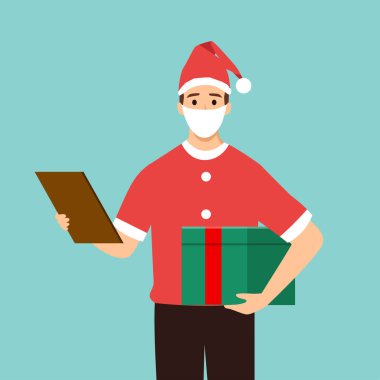 Koruyucu yüz maskesi ve Noel şapkası takan bir kurye. Coronavirus salgını ve karantinası sırasındaki yeni yıl hediyelerinin teslimatı, covid-19.