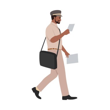 Paketler ve yürüyen mektuplarla neşeli bir postacı. Düz vektör çizimi beyaz arkaplanda izole edildi