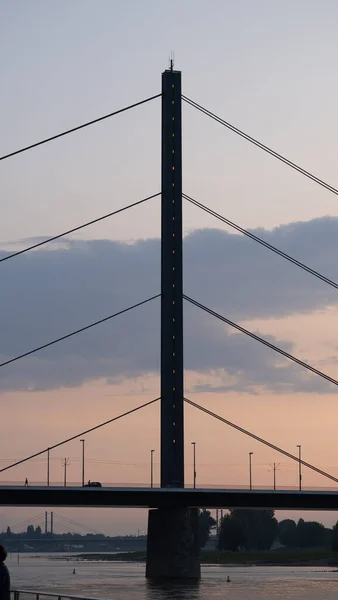 Pont Sur Rivière Dans Soirée — Photo