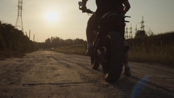 Gases Motociclista Hábil Moto Elegante — Vídeo de Stock