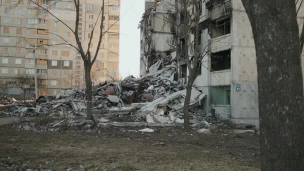 Werf Van Een Verwoest Huis Kharkiv Door Komst Van Raketten — Stockvideo