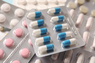 hapları üzerinde mavi bir arka plan