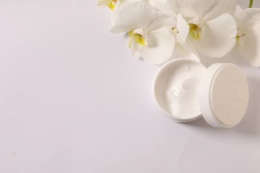 kozmetik ürün ve krem