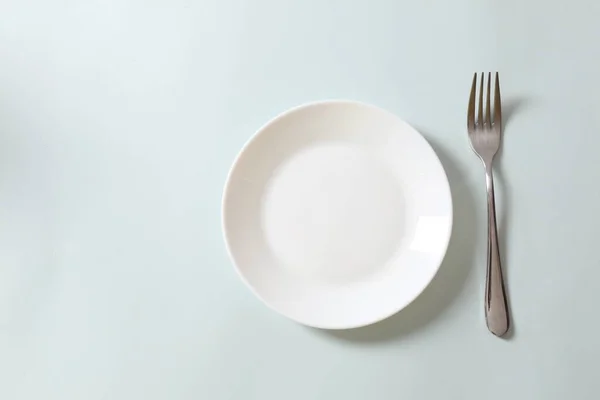 Plate Cutlery Fork White Background Copy Space Top View Flat — Stock Photo, Image