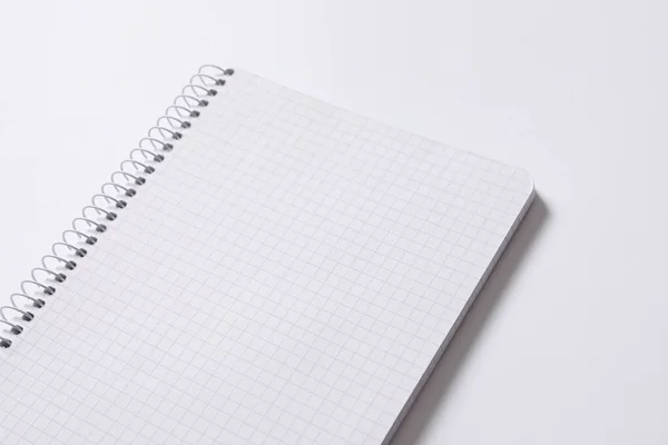 Κενό Λευκό Σημειωματάριο Λευκό Φόντο Αντίγραφο Χώρου Επίπεδη Lay Ελάχιστη — Φωτογραφία Αρχείου
