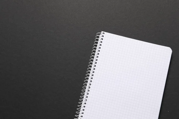 Notebook Bianco Nero Sfondo Nero — Foto Stock