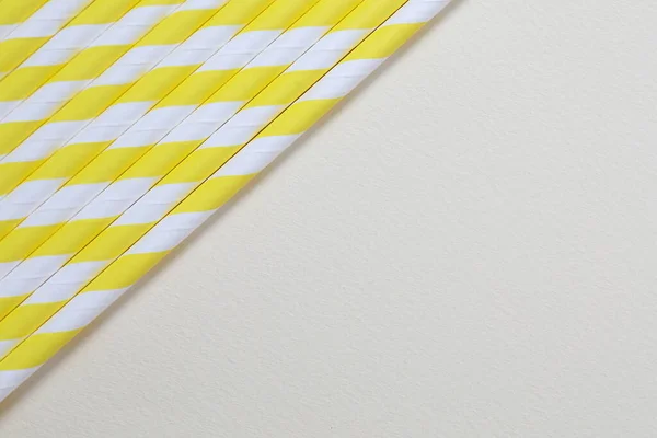 Sarı Beyaz Renkli Kalem — Stok fotoğraf