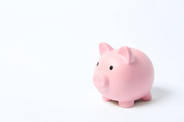 Para tasarrufu, mali güvenlik veya kişisel fon kavramı için beyaz arka plana bankolasyon