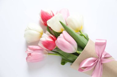 güzel taze Lale buketi 