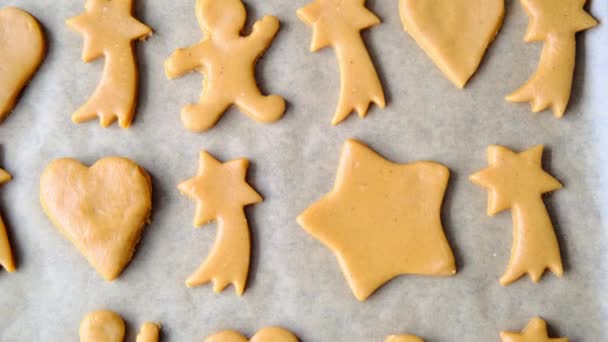 Cut Gingerbread Cookies Lie Baking Sheet Ready Baking Home Kitchen — Stock Video