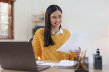 Beautiful business woman analyze fund investment. Business Consulting, Accounting, finance investment concept