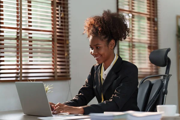 Accountant Black Woman Working Laptop Document Tax Exchange Accounting Financial — Stok fotoğraf