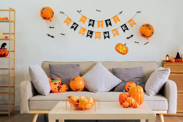 Halloween Téma Zařízený Obývací Pokoj Interiér Rodinného Domu Životní Styl — Stock fotografie