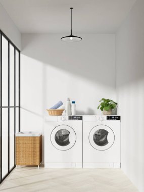 Etkili cihazlar, doğal ışıklandırma ve optimal işlevsellik için organize rafların yer aldığı çağdaş bir çamaşırhane..