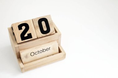 20 Ekim 'i gösteren ahşap takvim