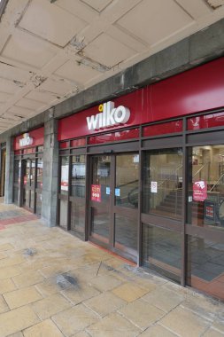 Bradford, UK 09 12 2023: Wilko hırdavat dükkanının dışı. Ana caddenin perakendecisinin Ekim 2023 'e kadar ticareti durdurması bekleniyor.