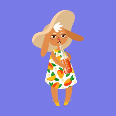 Sevimli tavşan, yaz içkisi. Mavi arka planda izole edilmiş yaz şapkalı ve elbiseli tavşan. Hayvan karakter vektörü düz illüstrasyon