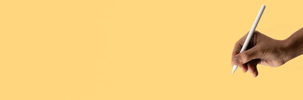 Desenho Mão Masculino Preto Com Lápis Inteligente Banner Amarelo Espaço Fotos De Bancos De Imagens
