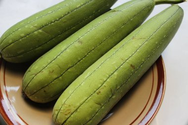 Bir porsiyon Luffa Silindir meyvesi.