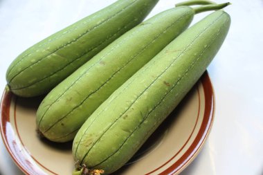 Bir porsiyon Luffa Silindir meyvesi.