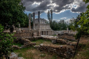 Aydın 'ın Karacasu ilçesindeki Afrodizyaklar Antik Yunan ve Roma döneminin en görkemli antik kentlerinden biridir..