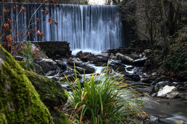 Manisa 'nın Salihli ilçesinde Kursunlu Şelalesi