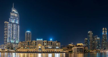 Dubai şehrinin gece görüşü, Birleşik Arap Emirlikleri 