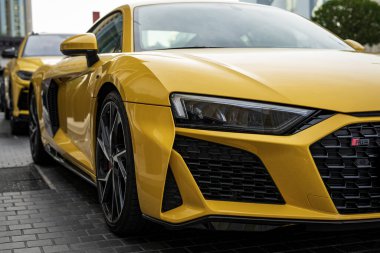 Audi R8 modern araba