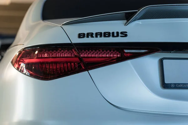 Mercedes Brabus şehirde