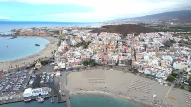 Los Cristianos Sahili Hava Görüntüleri, Tenerife (İspanya). Portföyümde farklı kareler var..