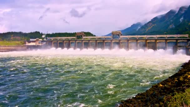 Widok Kinowy Majestic Hydro Electric Dam Północnej Kaskadzie — Wideo stockowe