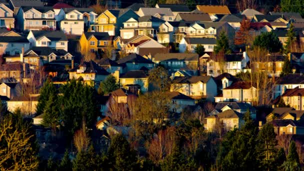 Hillsides Urban Living Top View Housing Usazeno Kopci Před Západem — Stock video