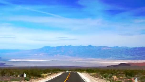 Desert Journey Jízda Scénickou Krajinou Národního Parku Death Valley Kalifornii — Stock video
