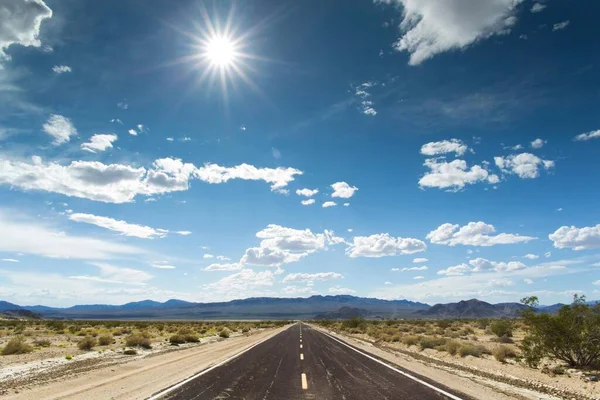 Desert Serenity Panoramic View Empty Road Surrounded Red Rock Canyon — Stock Photo, Image